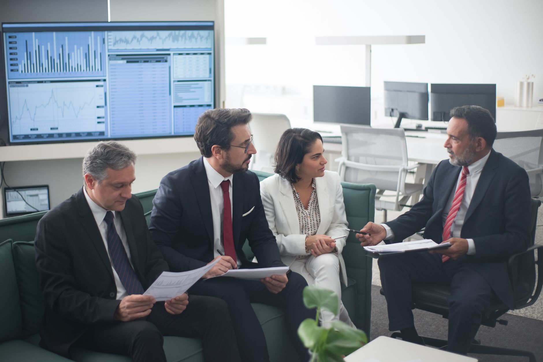 Web Design for Financial Advisors in London: An FCA-Compliant Site That Generates Qualified Leads