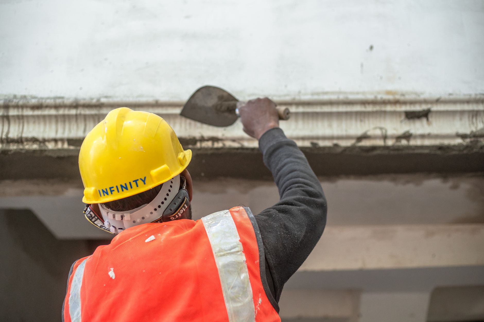 Web Design for Scaffolding Companies in London: Win B2B and Residential Contracts From Google